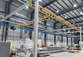 自立起重機(jī)&旋臂起重機(jī)在特種壓力容器制造中的應(yīng)用